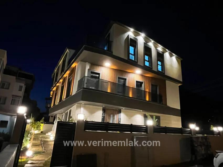 3+1-Zimmer Villa Zu verkaufen in Çukuraltı Bz. Menderes Özdere - 150 m²
