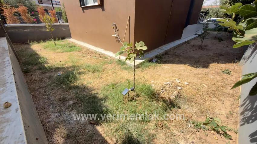 3+1-Zimmer Villa Zu verkaufen in Cumhuriyet Bz. Seferihisar Doğanbey - 160 m²