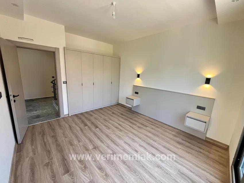 3+1-Zimmer Villa Zu verkaufen in Çukuraltı Bz. Menderes Özdere - 165 m²