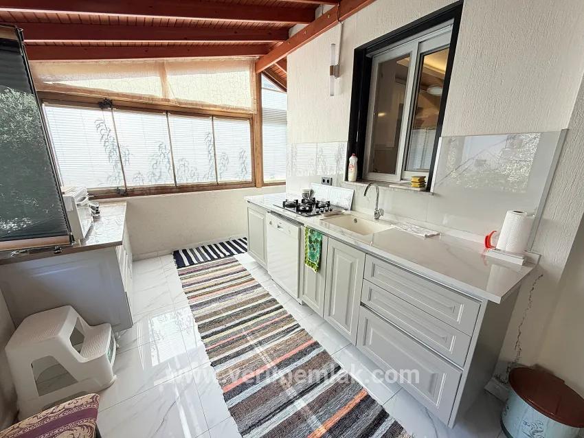 3+1-Zimmer Villa Zu verkaufen in Cumhuriyet Bz. Seferihisar Doğanbey - 215 m²