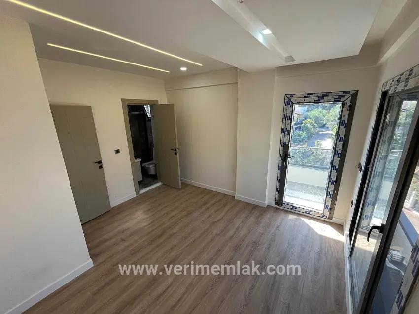 3+1-Zimmer Villa Zu verkaufen in Çukuraltı Bz. Menderes Özdere - 185 m²