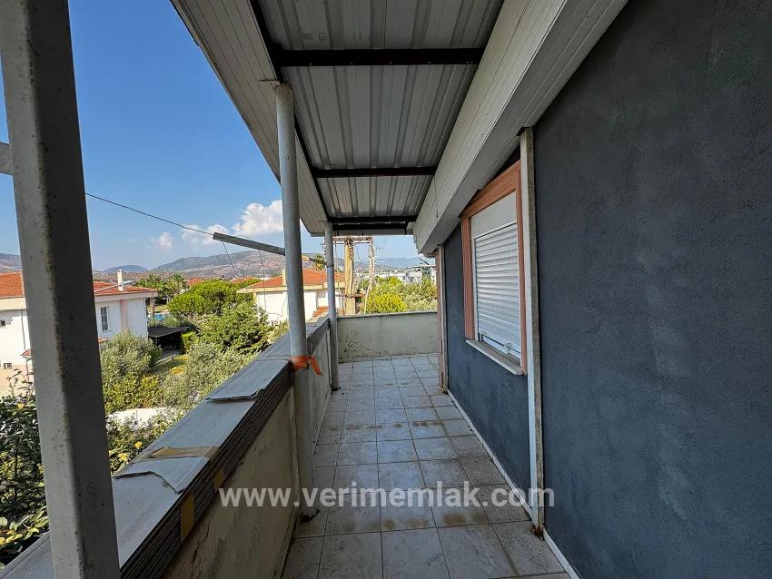 3+1-Zimmer Villa Zu verkaufen in Cumhuriyet Bz. Seferihisar Doğanbey - 150 m²