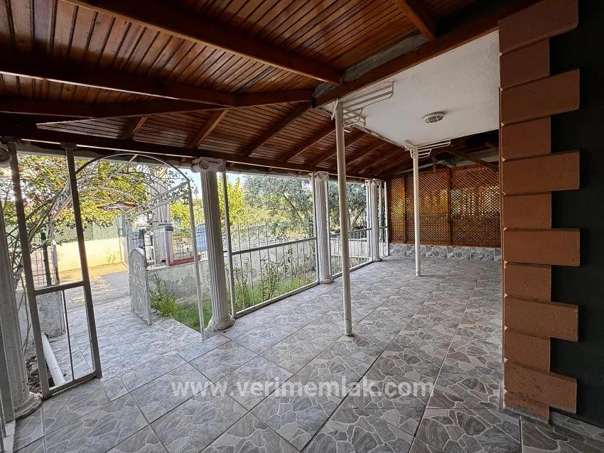 3+1-Zimmer Villa Zu verkaufen in Cumhuriyet Bz. Seferihisar Doğanbey - 150 m²