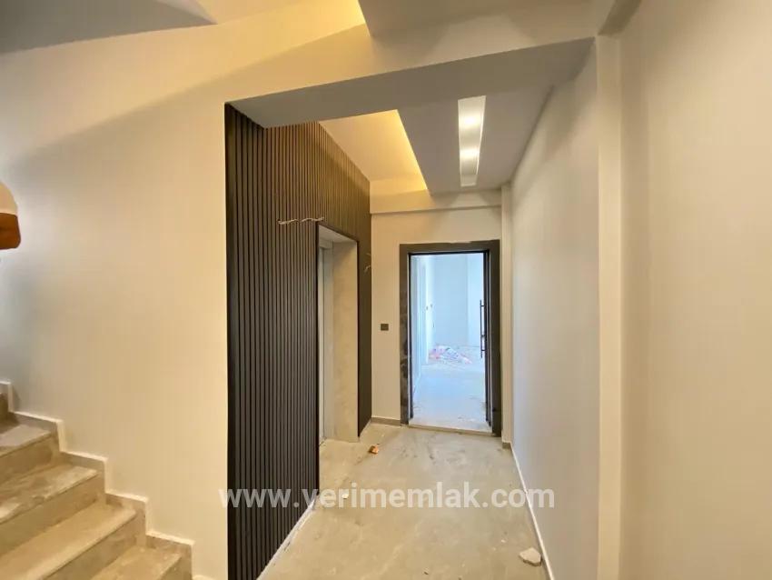 2+1-Zimmer Appartement Zu verkaufen in Gümüldür Fevzi Çakmak Bz. Menderes Gümüldür - 80 m²