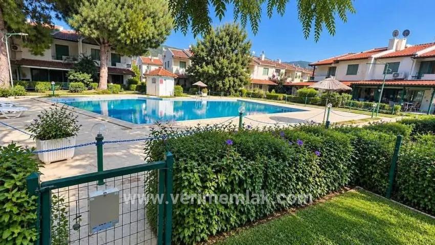 3+1-Zimmer Villa Zu verkaufen in Orta Bz. Menderes Özdere - 150 m²