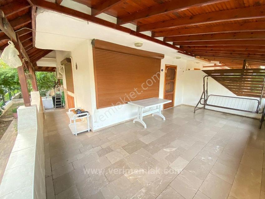 350 M Vom Meer Entfernt In Seferihisar! Geräumige 4+1-Zimmer-Villa Mit Pool In Meltem Tur.