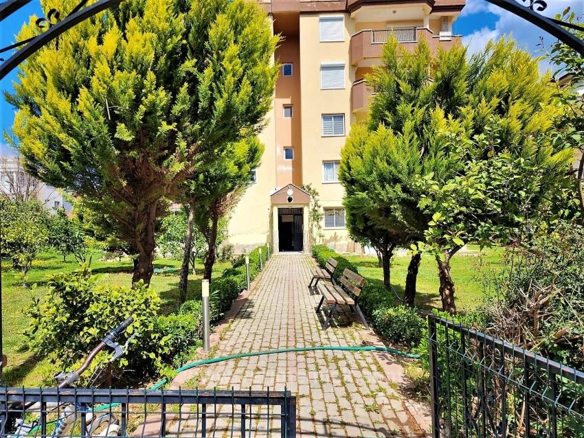 3+1-Zimmer-Wohnung Zum Verkauf In Ürkmez, In Meeresnähe, Mit Aufzug, Im Zentrum Des Marktes