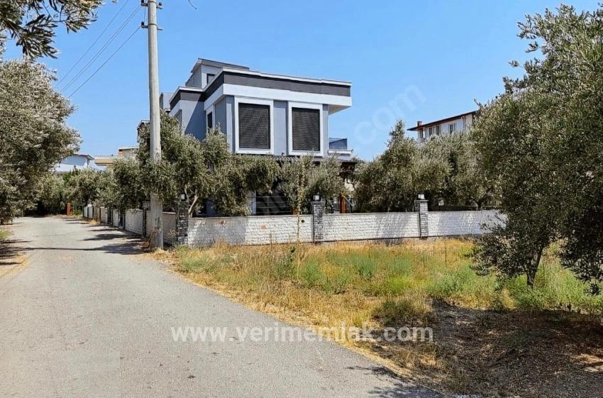 3+1-Zimmer Villa Zu verkaufen in Cumhuriyet Bz. Seferihisar Doğanbey - 175 m²