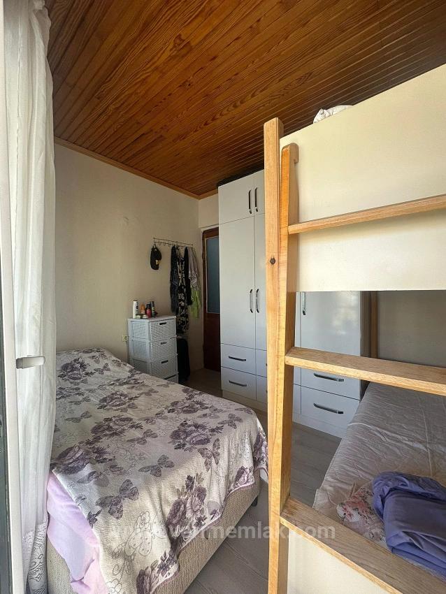 Villa Mit Großem Garten, Direkt Am Strand In Özdere Gelegen