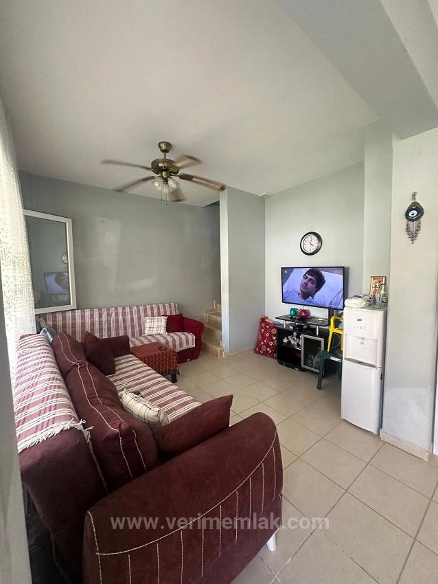 Villa Mit Großem Garten, Direkt Am Strand In Özdere Gelegen