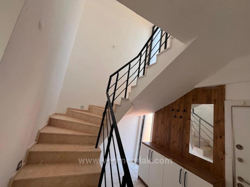 Sommerhaus (2+1) In Doğanbey Zu Verkaufen, Separates Wohnzimmer Und Küche Mit Fußbodenheizung