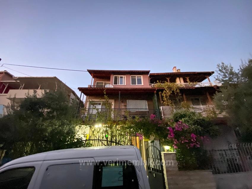 Möblierte 2+1-Zimmer-Wohnung Im Mittleren Stockwerk Von Ürkmez Seaside Zur Jahresmiete