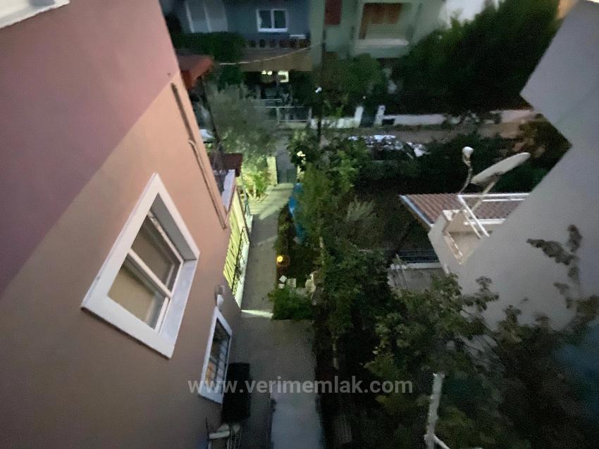 Möblierte 2+1-Zimmer-Wohnung Im Mittleren Stockwerk Von Ürkmez Seaside Zur Jahresmiete