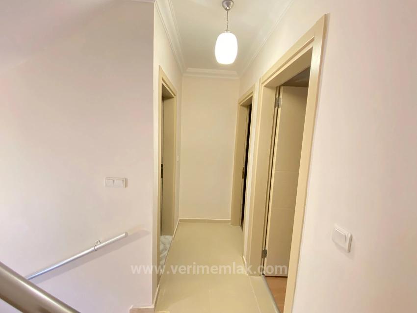 3+1-Zimmer-Villa In Doğanbey Zu Verkaufen, Abgeschlossener Parkplatz, In Unmittelbarer Nähe Zum Meer