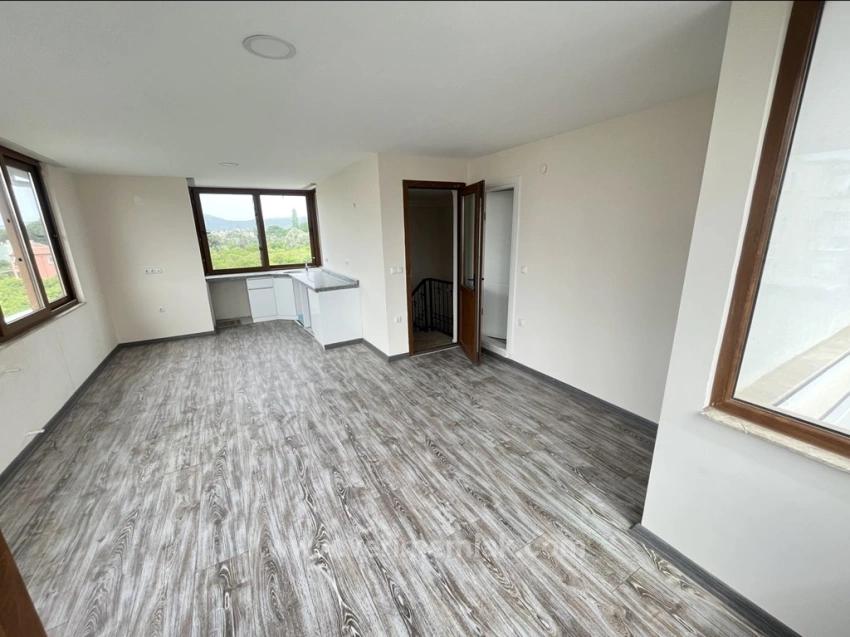 3+1 Villa Mit Garten In Ürkmez, In Meeresnähe Zu Verkaufen