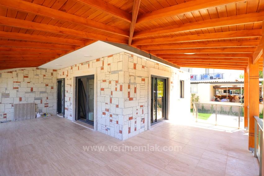 3+1 Villa Zum Verkauf Am Meer In Seferihisar Ürkmez