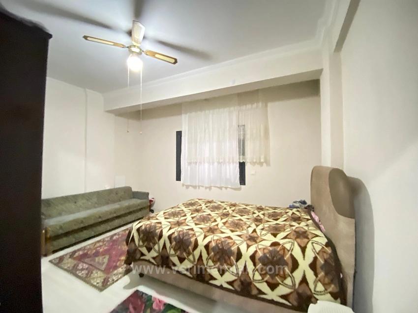 Dringend Preis Gesenkt: 3+1-Zimmer-Villa In Ürkmez, Nur 250 M Vom Meer Entfernt, Zu Verkaufen.