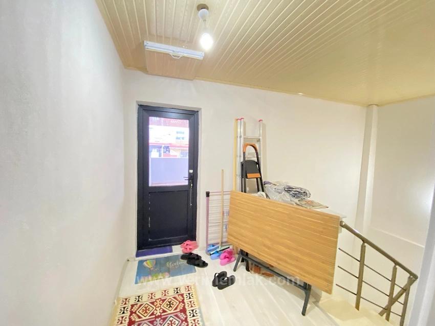 Separate Küche, Geräumige Und Pflegeleichte 3+1-Zimmer-Villa Im Viertel Bengiler, Seferihisar