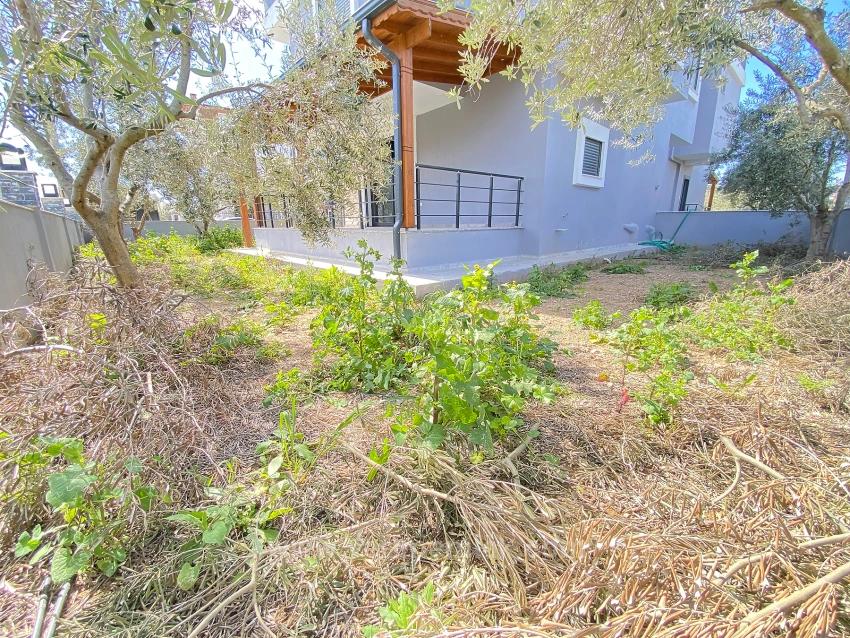 Seferihisar.cumhuriyet Mah. 500 M Entfernung Zum Meer, 3+1 Villa Mit Großem Garten Zu Verkaufen“