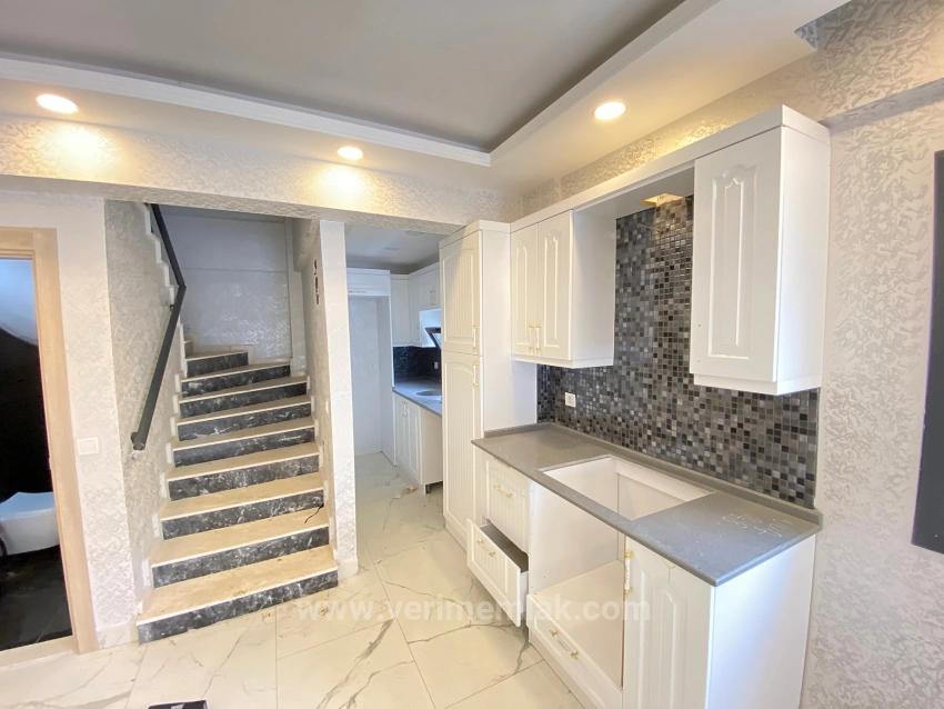 3+1-Zimmer-Villa In Özdere, Nur 400 Meter Vom Meer Entfernt, In Unmittelbarer Nähe Zum Markt Und Zentrum.