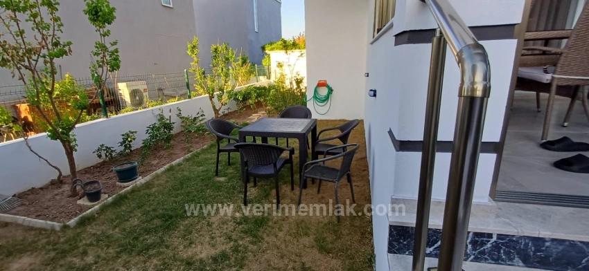 Preissenkung In Doğanbey, Freistehende Villa Mit Geschlossener Garage Zu Verkaufen