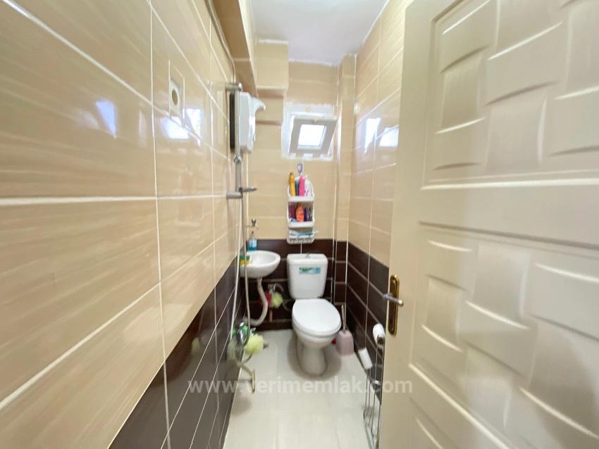 Erdgeschosswohnung (1+1 Zimmer) Am Meer In Ürkmez Zu Verkaufen