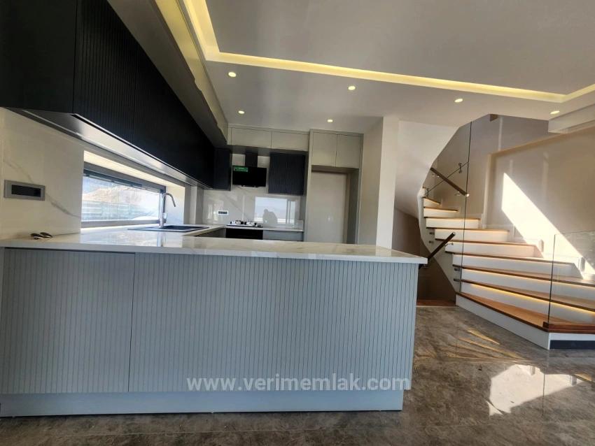 Ultra-Luxus-Triplex-Villa (3+1 Schlafzimmer) Mit Vollem Meerblick In Doğanbey