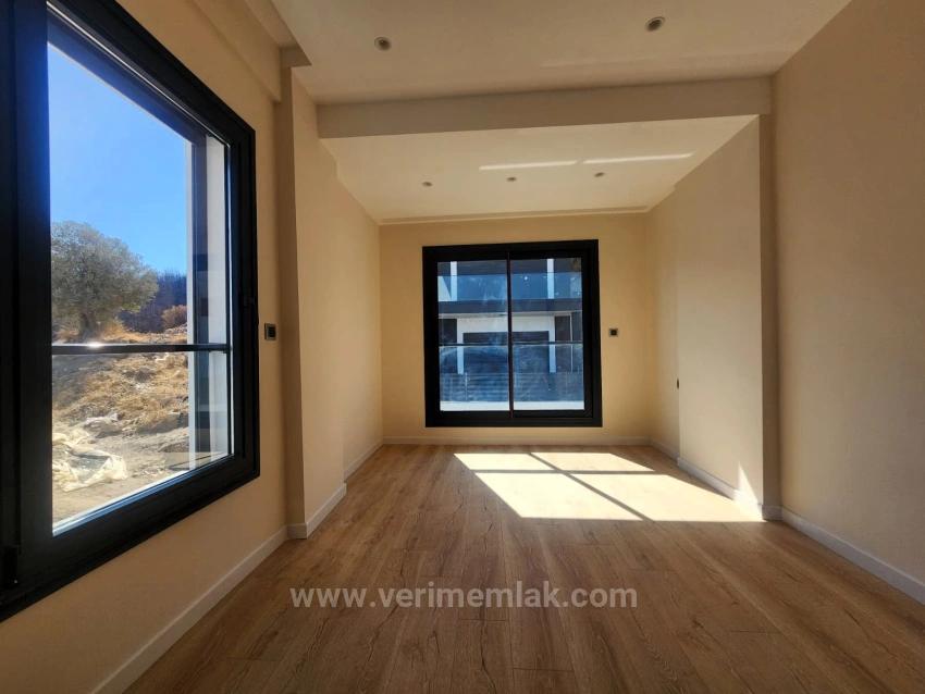 Ultra-Luxus-Triplex-Villa (3+1 Schlafzimmer) Mit Vollem Meerblick In Doğanbey