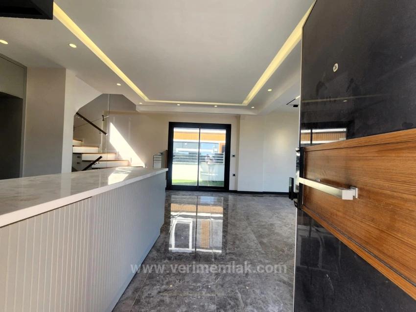 Ultra-Luxus-Triplex-Villa (3+1 Schlafzimmer) Mit Vollem Meerblick In Doğanbey