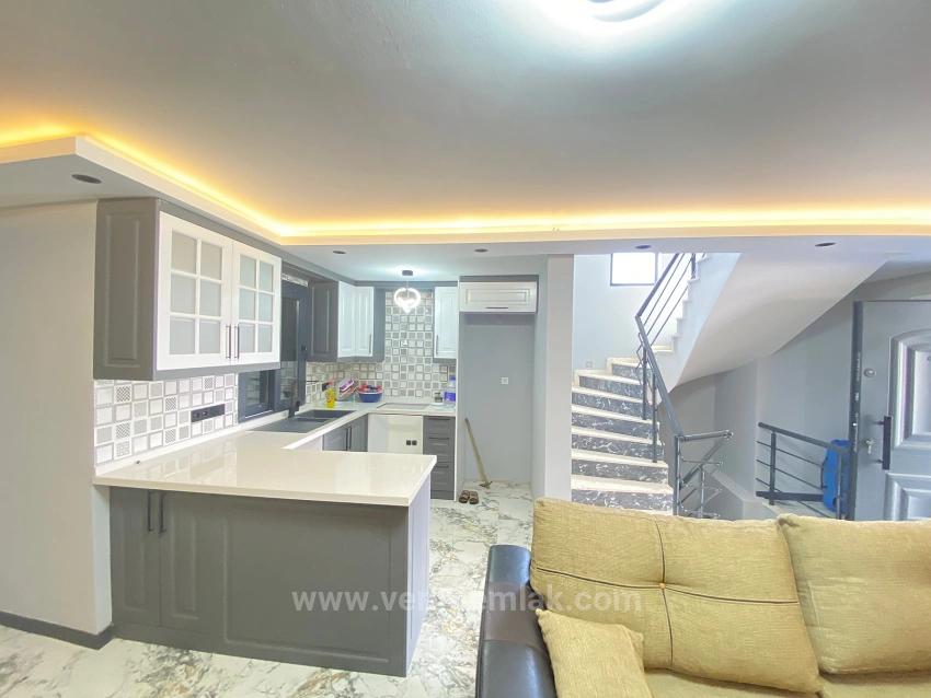 Freistehende Villa Mit 4 Schlafzimmern Und 2 Bädern In Doğanbey Mit Meerblick Auf Einem 280 M² Großen Grundstück!