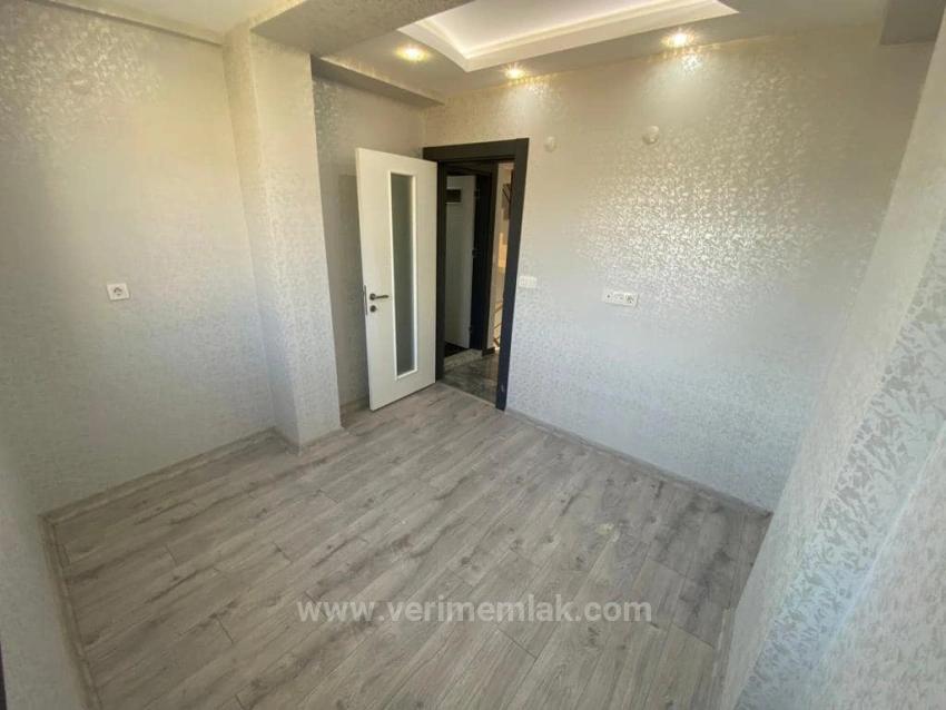 50 M² Große Sommervilla Mit Pool Und Garten In Gumuldur Zu Verkaufen