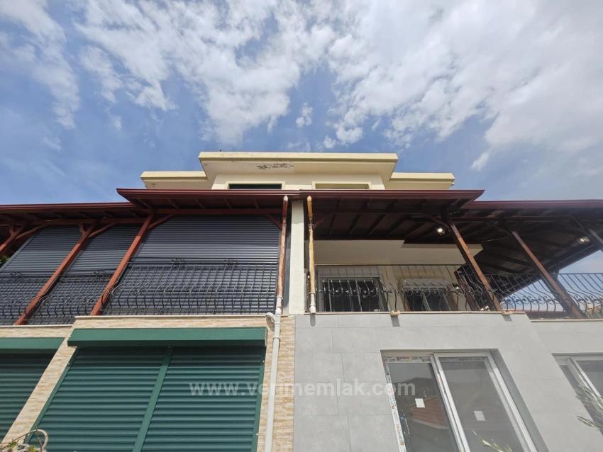 Komplett Renovierte Ultra-Luxus-4+1-Villa Zum Verkauf In Doğanbey