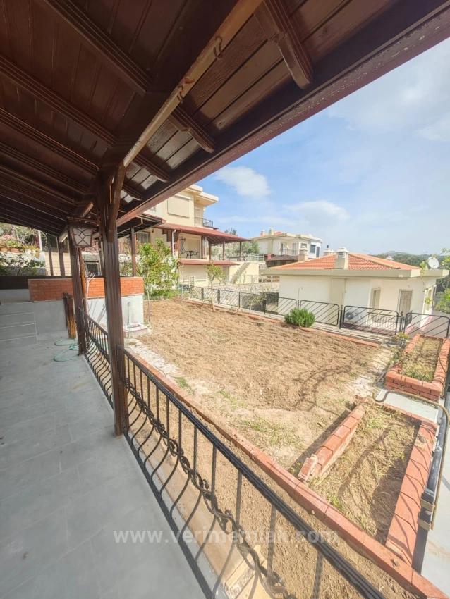 Freistehende 4+1 Villa Mit Ungestörtem Meerblick Im Stadtteil Atatürk Von Seferihisar.