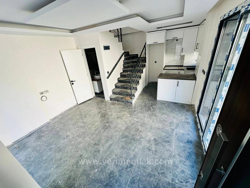 2+1 Villa Mit Großem Garten Zum Verkauf In Seferihisar Ürkmez