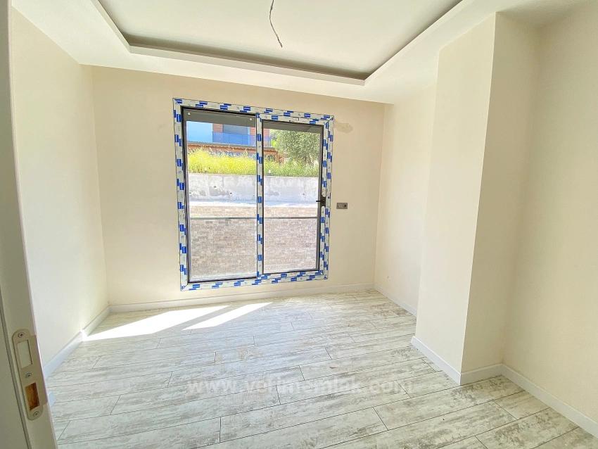 2+1 Villa Mit Großem Garten Zum Verkauf In Seferihisar Ürkmez