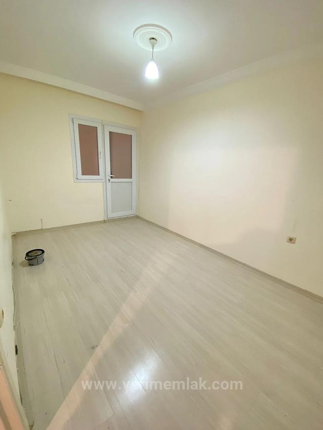 3+1 Erdgeschosswohnung Zum Verkauf In Seferihisar Ürkmez, 100 M Vom Meer Entfernt