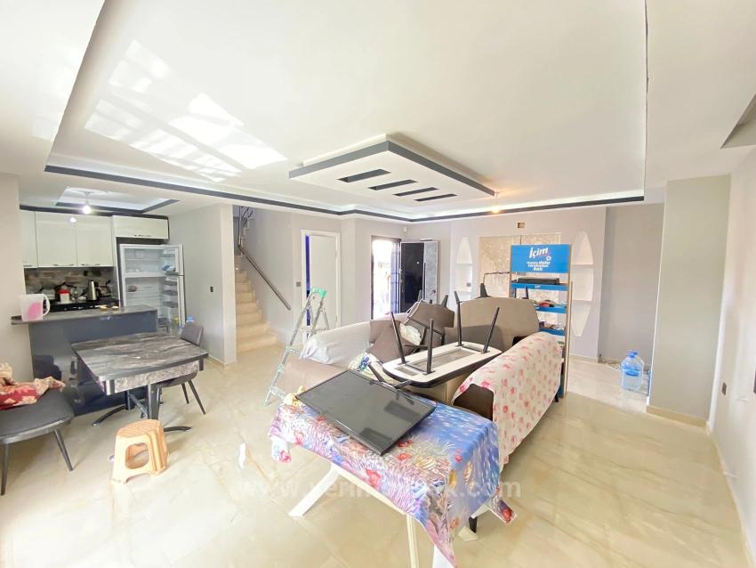 3+1 Freistehende Villa Mit Einzelpool Zum Verkauf In Doğanbey