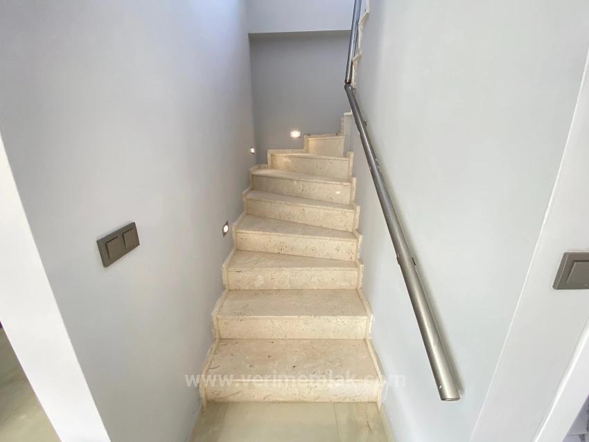 3+1 Freistehende Villa Mit Einzelpool Zum Verkauf In Doğanbey