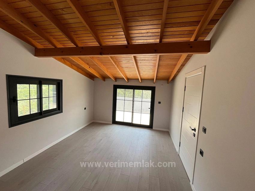 Moderne Architekturvilla (3+1 Zimmer) In Özdere Zu Verkaufen, Nur Wenige Gehminuten Vom Meer Entfernt