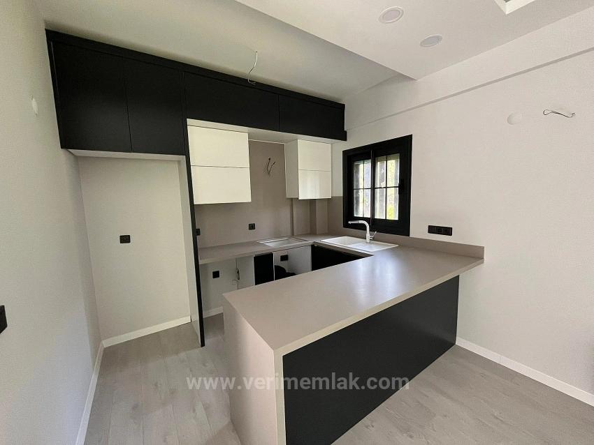 Moderne Architekturvilla (3+1 Zimmer) In Özdere Zu Verkaufen, Nur Wenige Gehminuten Vom Meer Entfernt