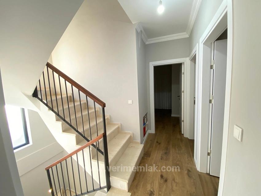 Freistehende Luxusvilla Mit Fußbodenheizung (3+1 Zimmer) In Doğanbey Zu Verkaufen