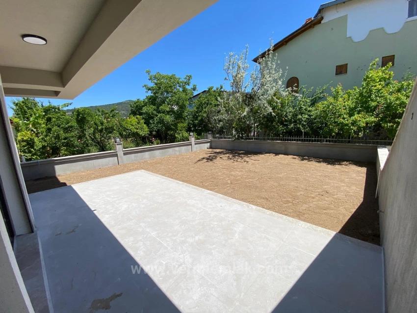 3+1 Villa Mit Großem Garten In Özdere, Nur Wenige Gehminuten Vom Meer Entfernt