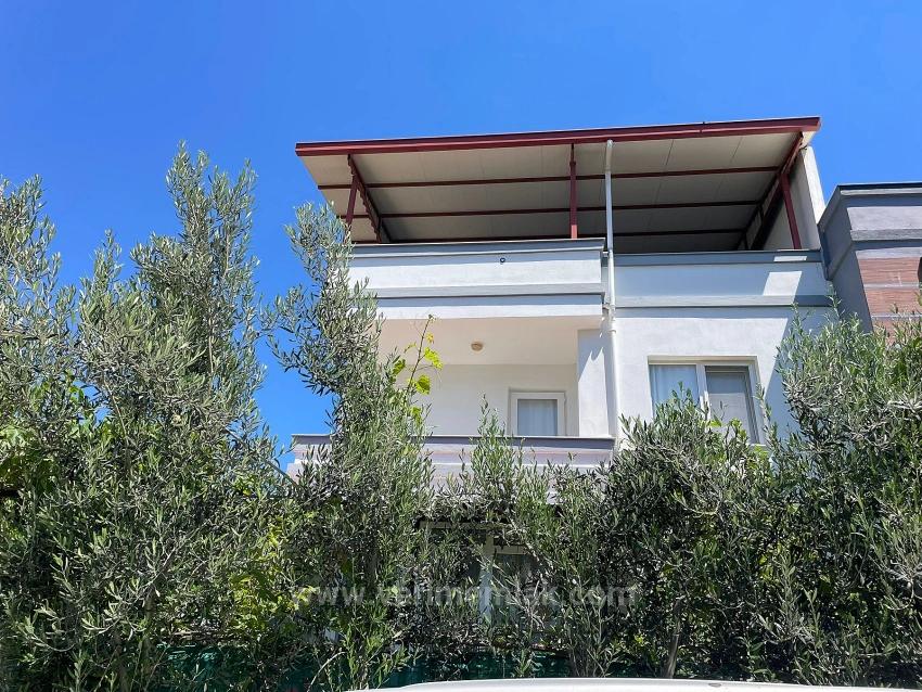 Eine Freistehende 4+1-Zimmer-Villa Innerhalb Von 205 Metern In Doğanbey