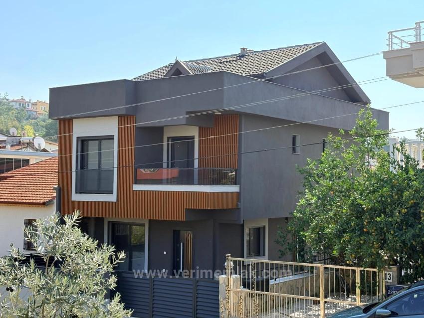 Villa Mit Großem Garten Und Meerblick Im Zentrum Von Özdere Çukuralaltı