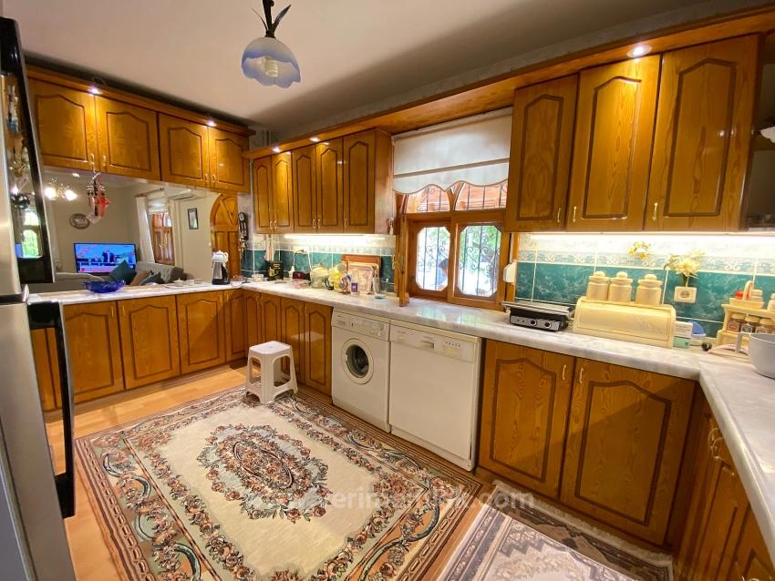 7+1-Zimmer Villa Zu verkaufen in Payamlı Bz. Seferihisar Doğanbey - 217 m²