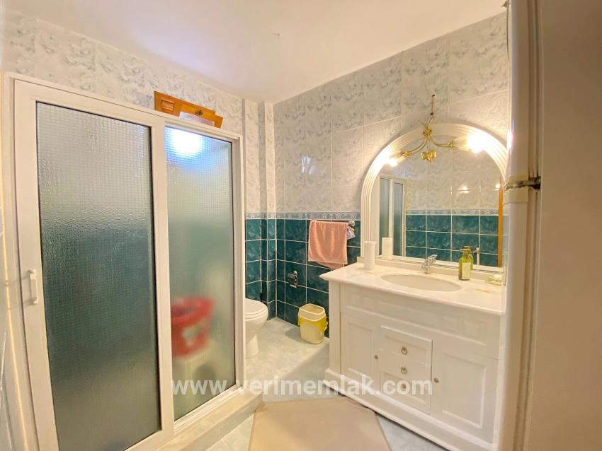 7+1-Zimmer Villa Zu verkaufen in Payamlı Bz. Seferihisar Doğanbey - 217 m²