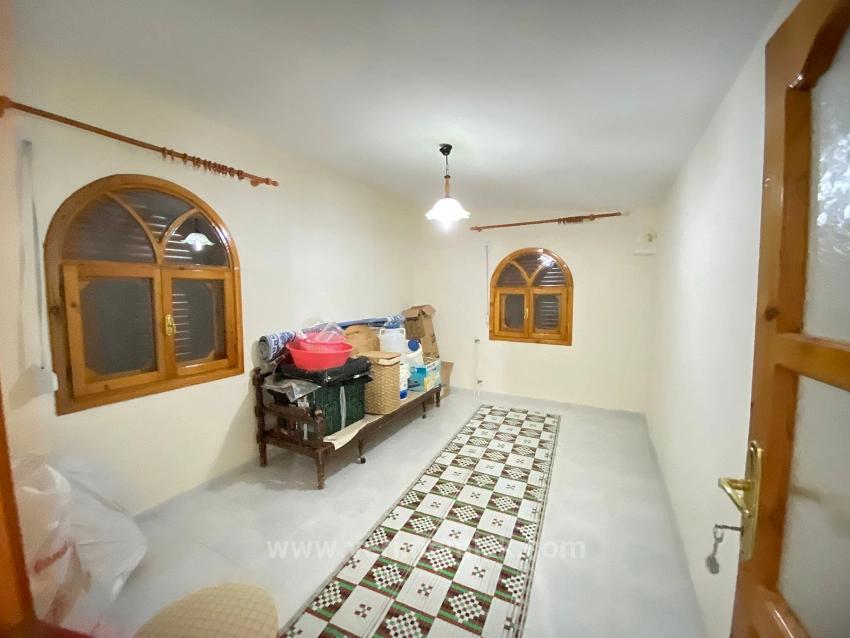 7+1 Eckvilla Zum Verkauf In Seferihisar Cumhuriyet, 400 M Vom Meer Entfernt!