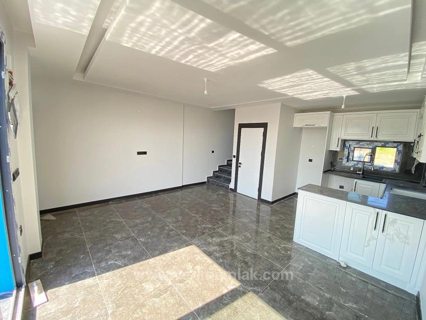 2+1 Villa Zum Verkauf In Doğanbey, 500 Meter Vom Meer Entfernt, Fußbodenheizung