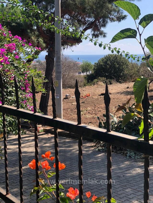 Prächtige 3+1 Villa Zum Verkauf In Doğanbey Mit Großem Garten Und Ohne Kosten