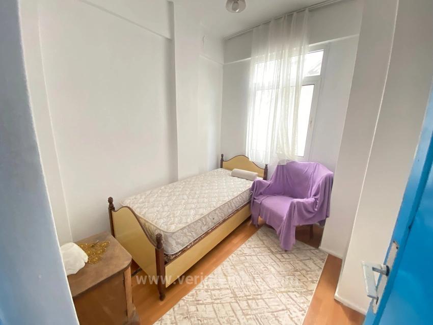 Ferienhaus (3+1 Zimmer) Mit Separatem Garten Am Meer In Ürkmez Zu Vermieten